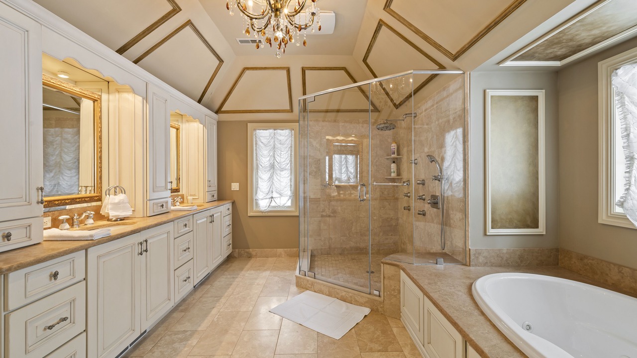 Photo of Bathroom in Airmont