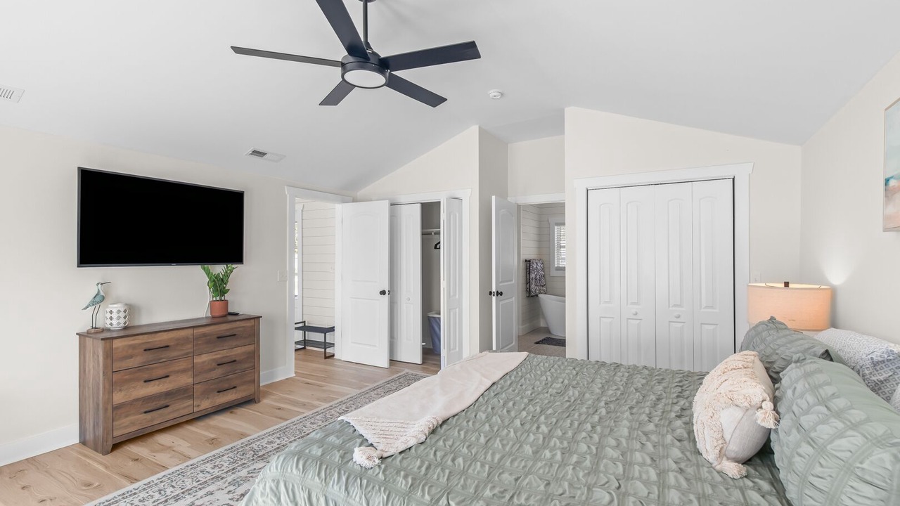 Photo of Bedroom in Bogue