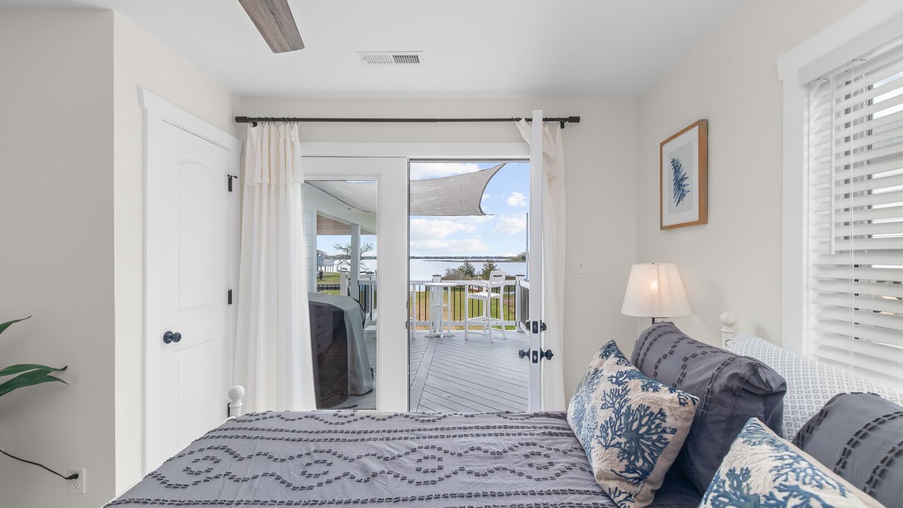Photo of Bedroom in Bogue