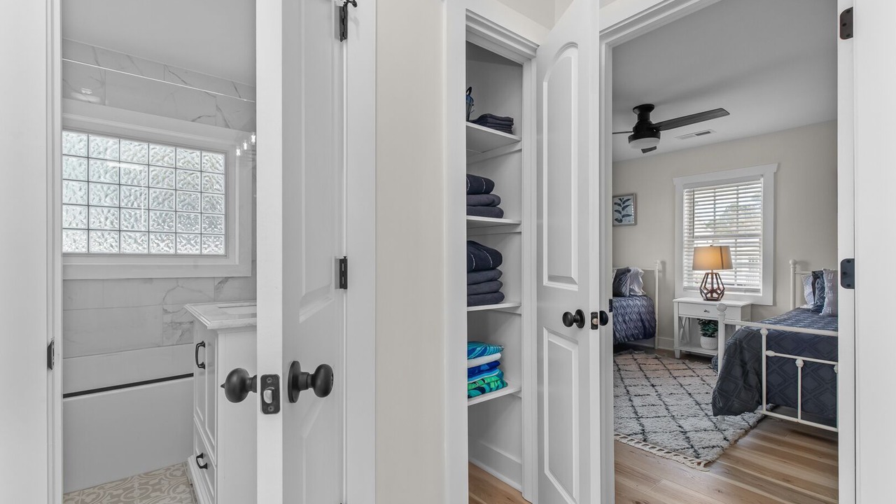 Photo of Bedroom in Bogue