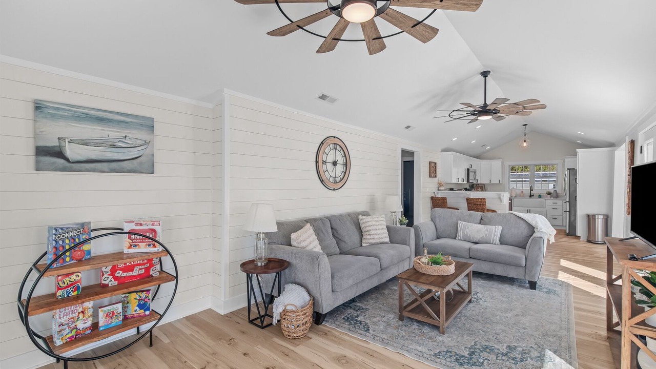 Photo of Livingroom in Bogue