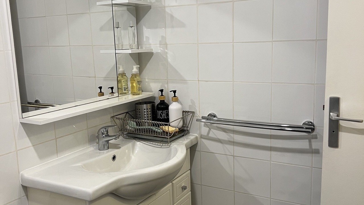 Photo of Bathroom in Saint-Thomas-d'Aquin