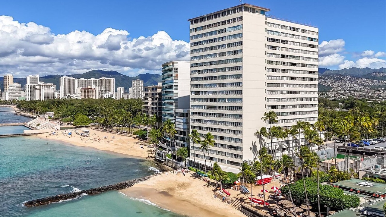 Photo of Others in Diamond Head - Kapahulu - St. Louis