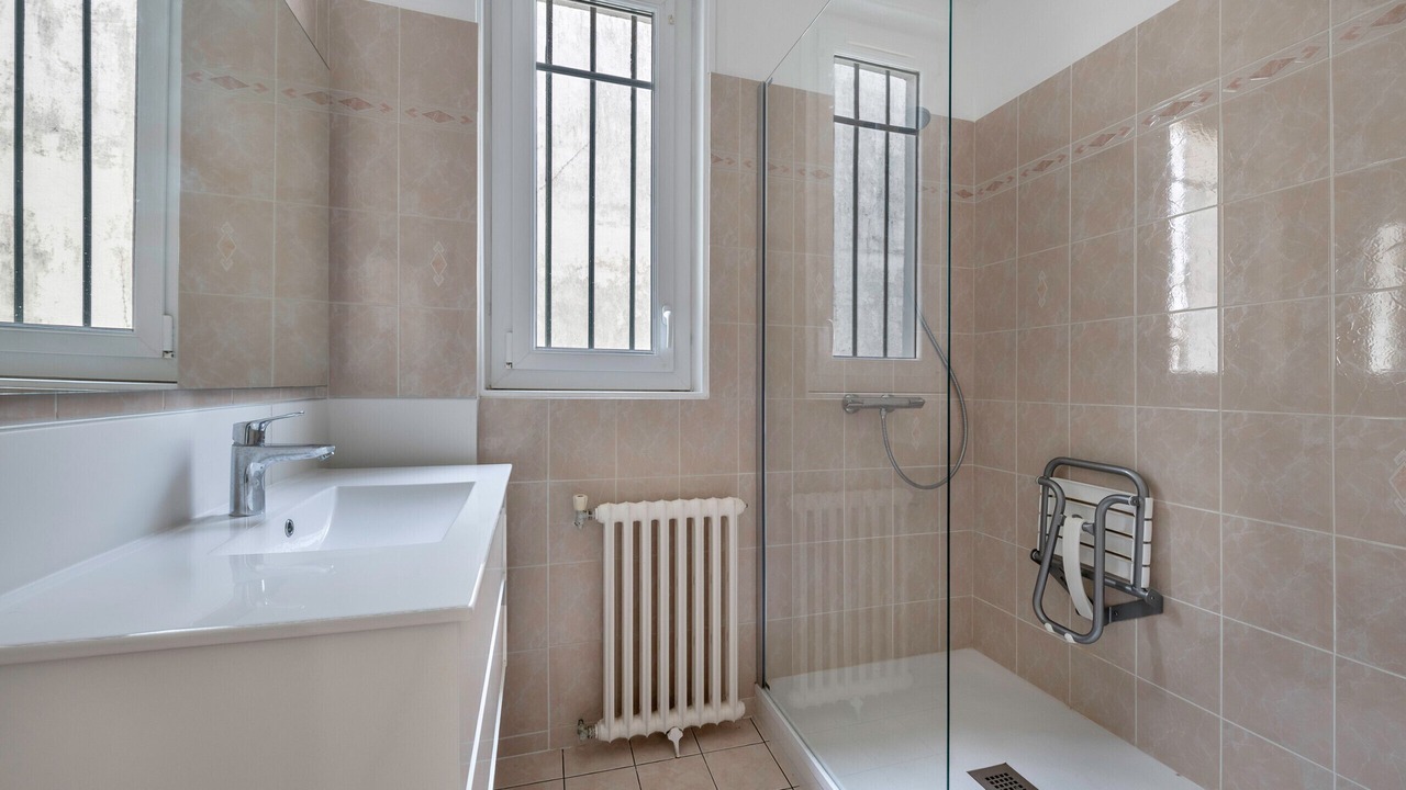 Photo of Bathroom in Pornichet