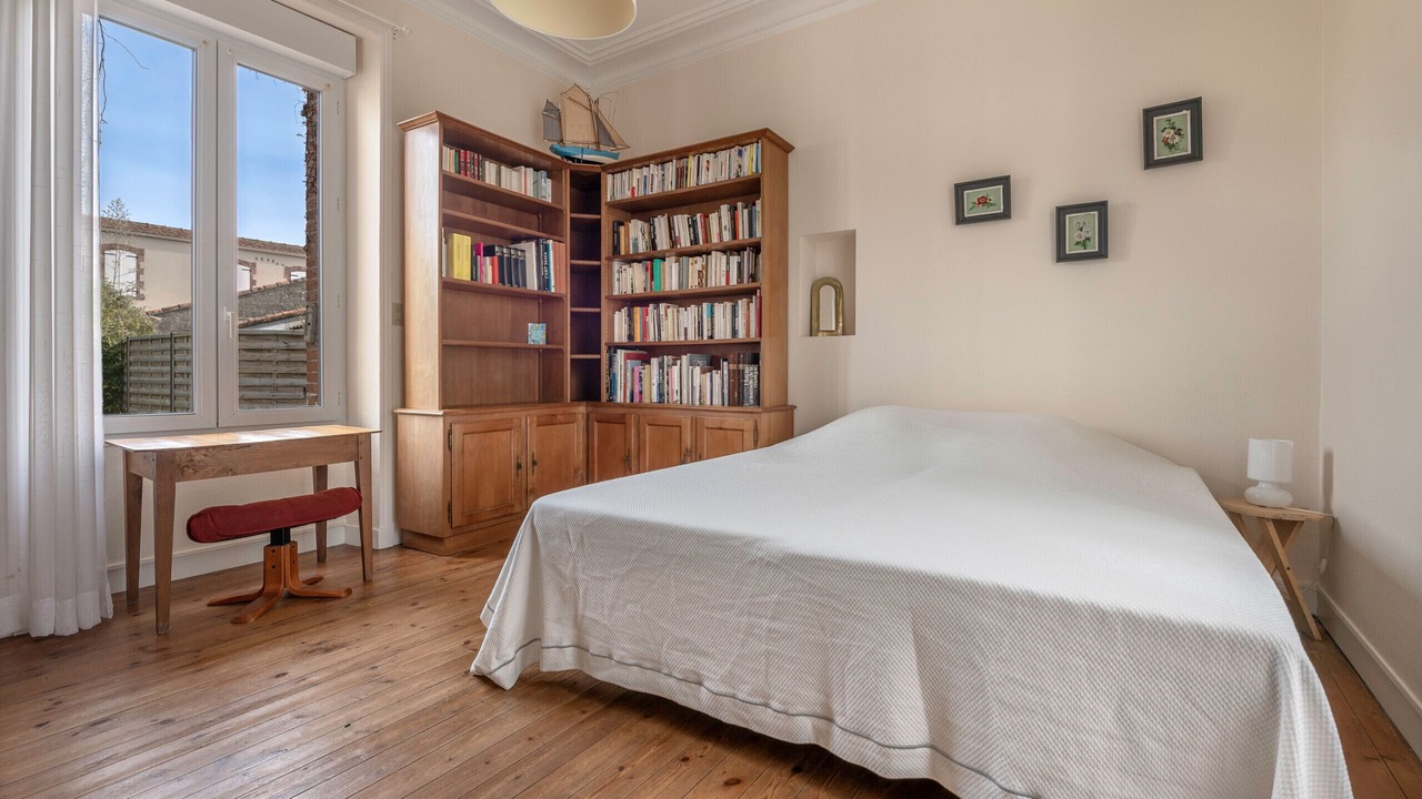 Photo of Bedroom in La Rogere