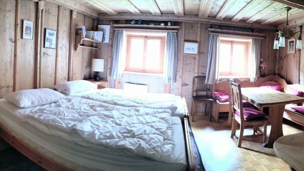 Photo of Bedroom in Bregaglia