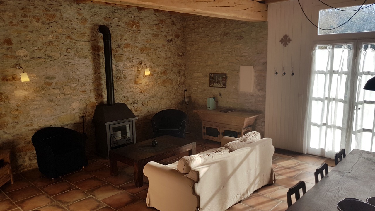 Photo of Livingroom in Cenne-Monestias