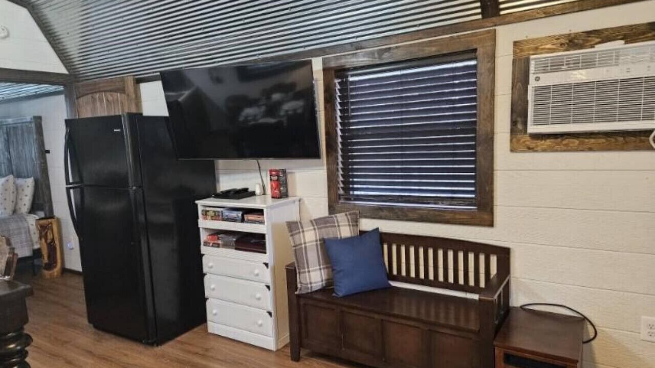 Photo of Livingroom in Smithville