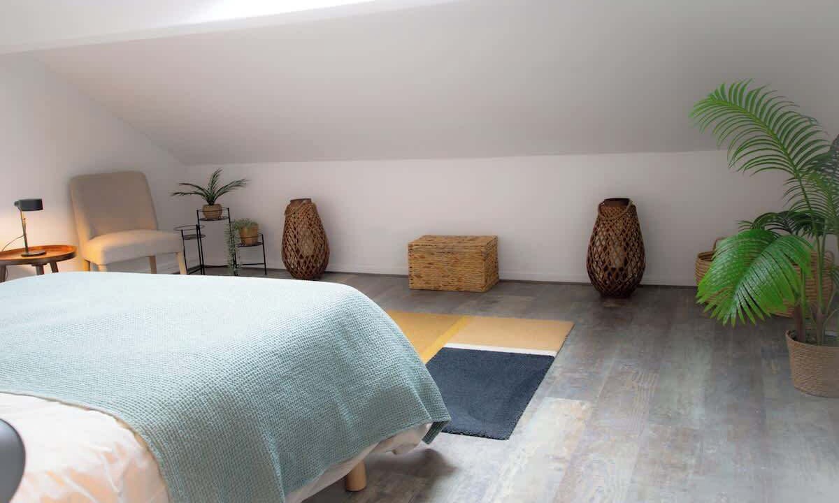 Photo of Others in Lens