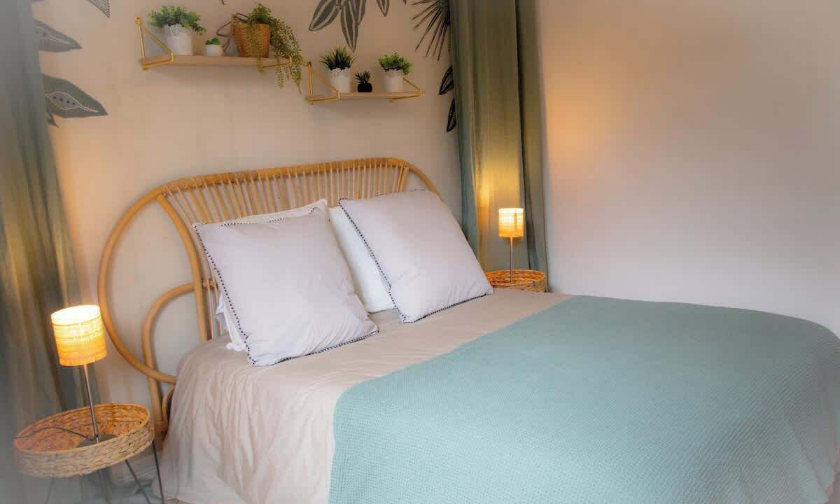 Photo of Others in Lens