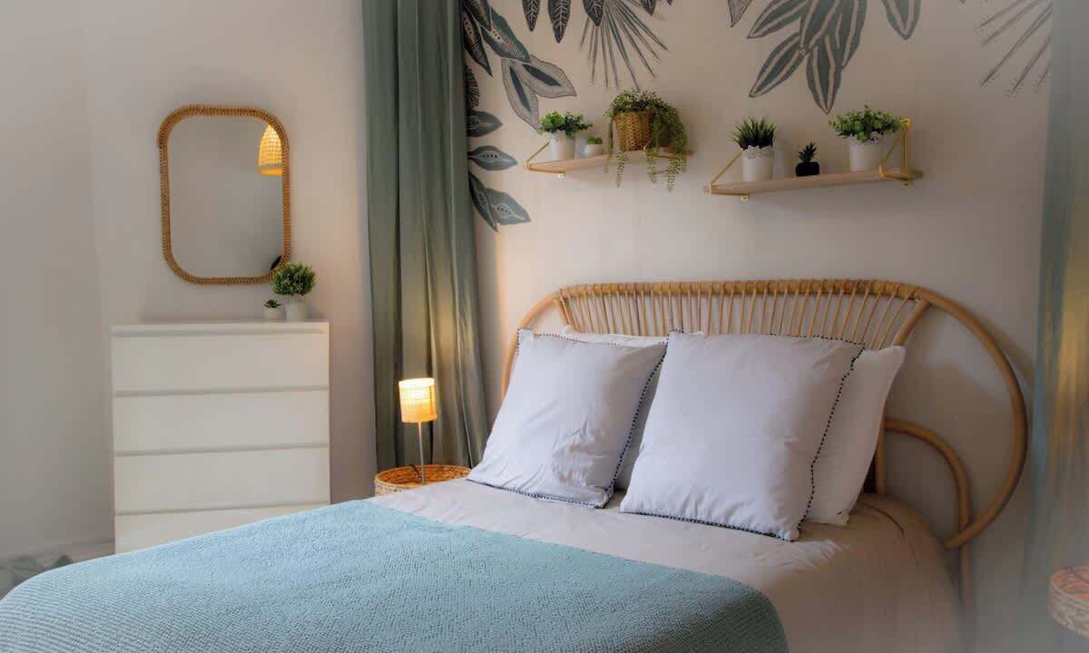 Photo of Others in Lens