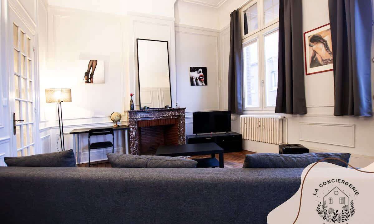 Photo of Others in Lens