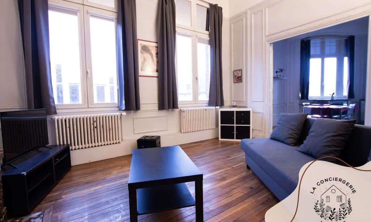 Photo of Others in Lens