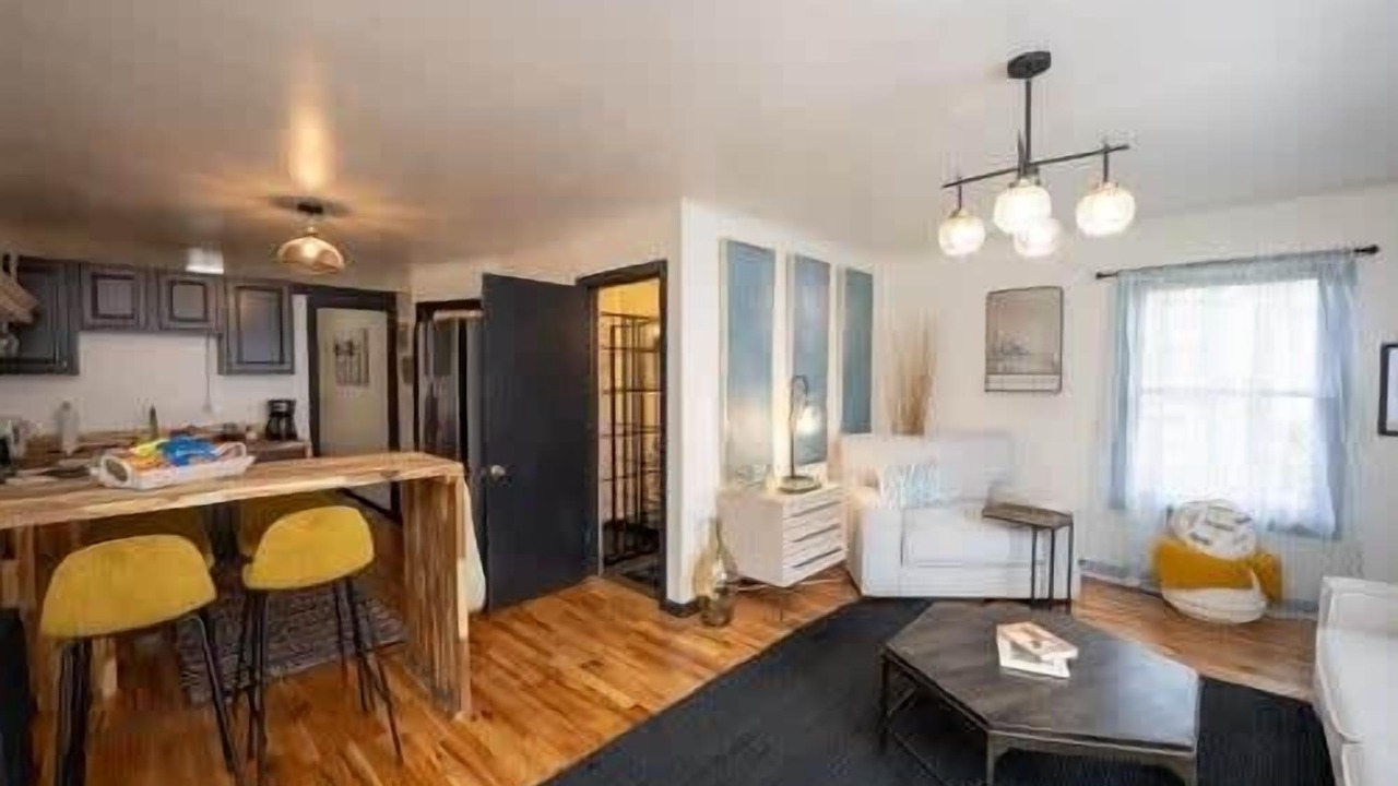 Photo of Livingroom in Eureka Springs Historic District