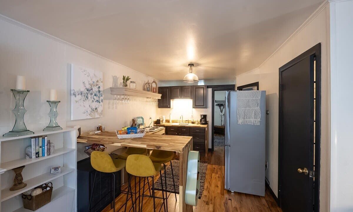 Photo of Kitchen in Eureka Springs Historic District