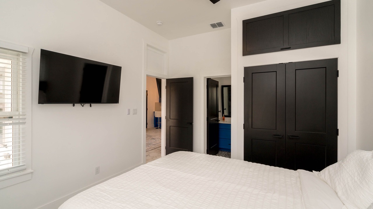 Photo of Bedroom in Near East Side