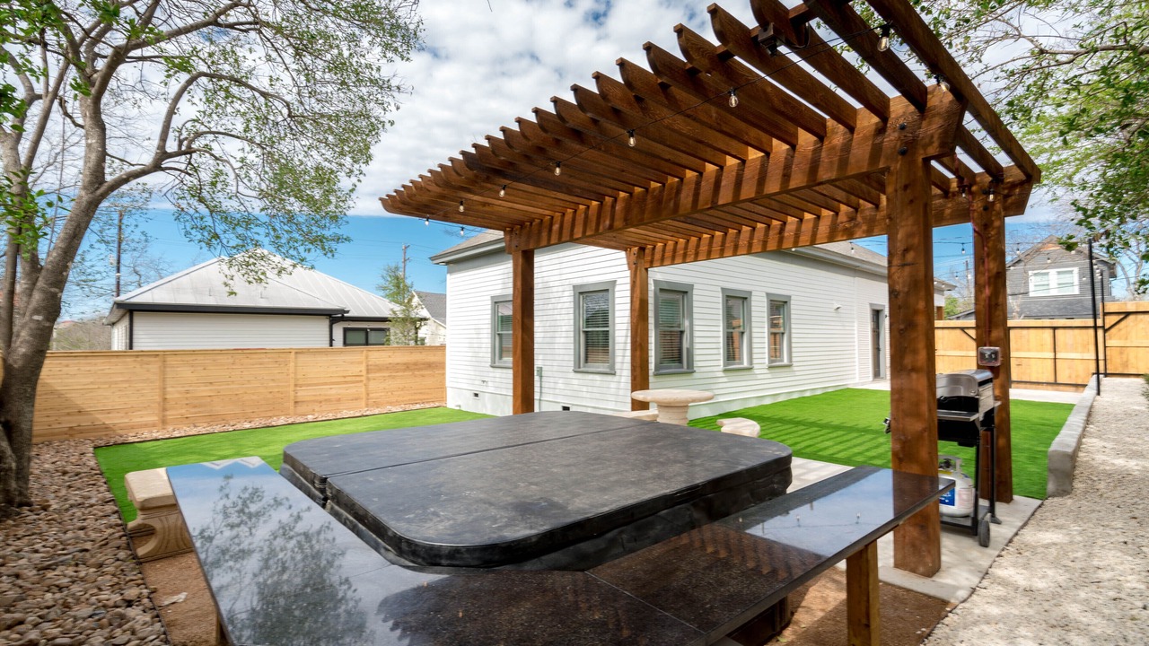 Photo of Outdoor in Near East Side