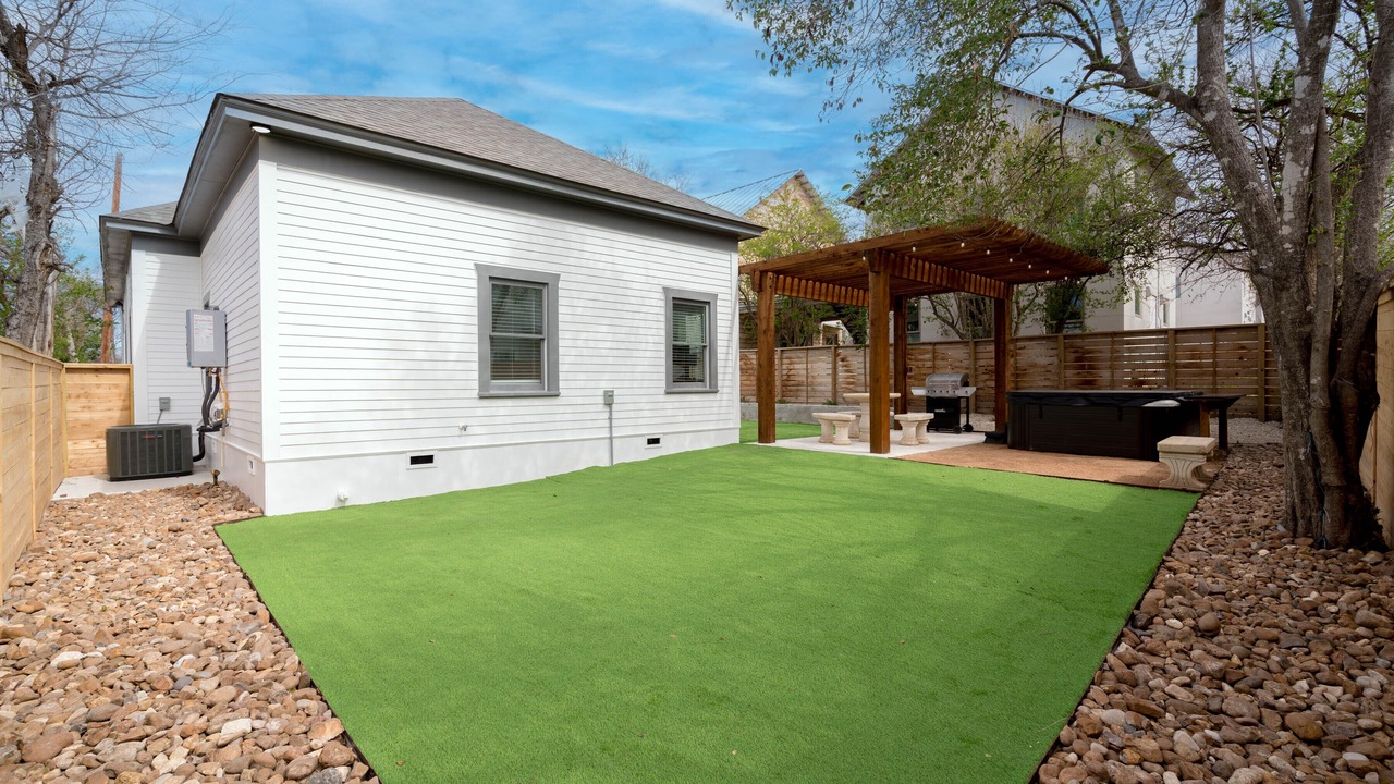 Photo of Outdoor in Near East Side