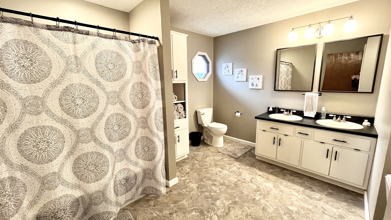 Photo of Bathroom in Milroy
