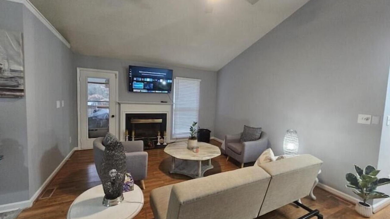 Photo of Livingroom in Zebulon