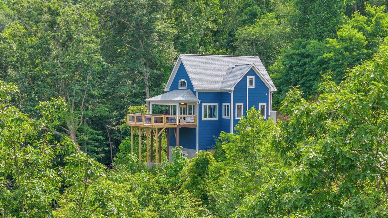 Photo of Outdoor in Swannanoa