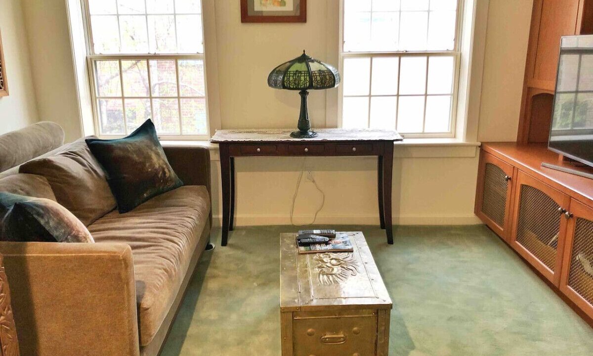 Photo of Bedroom in Washington Square West