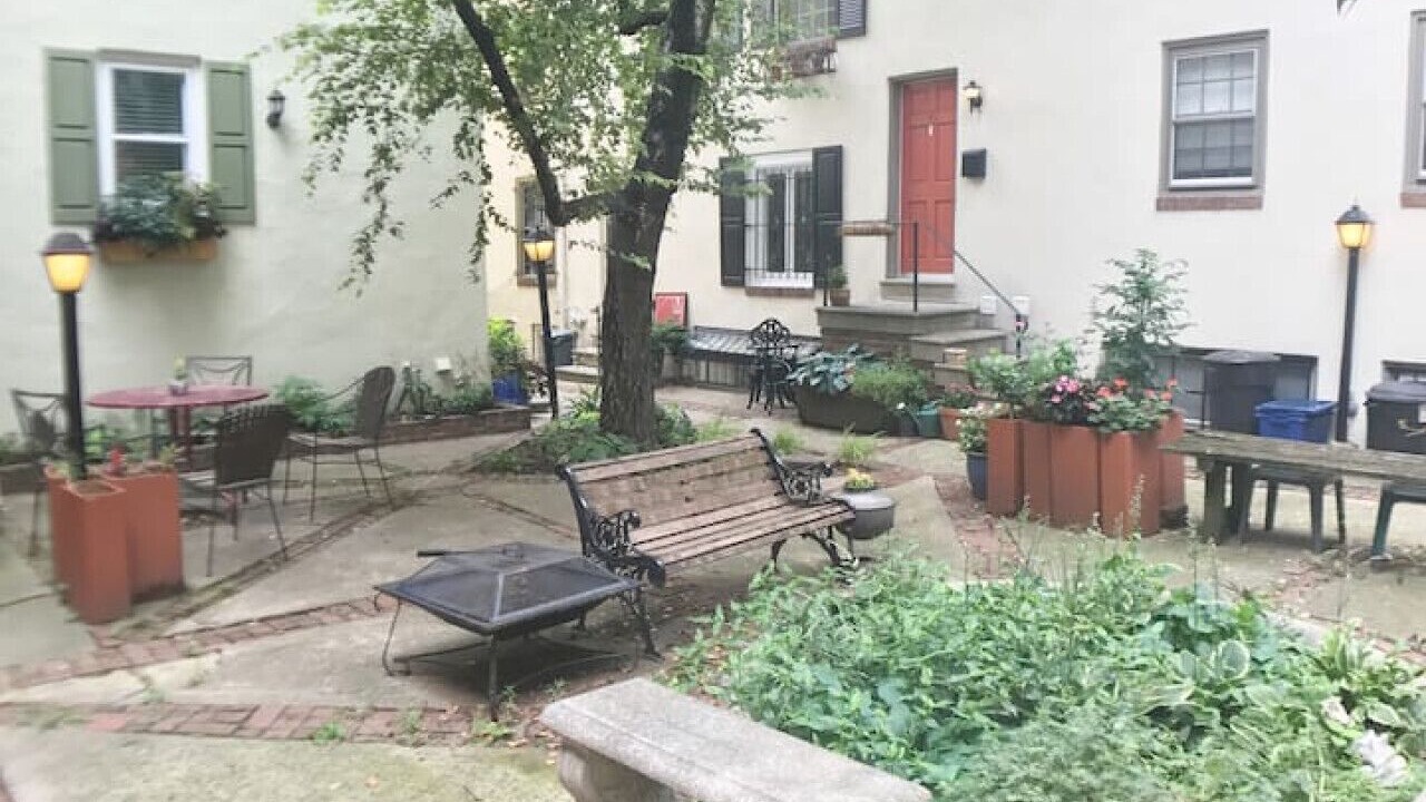 Photo of Outdoor in Washington Square West