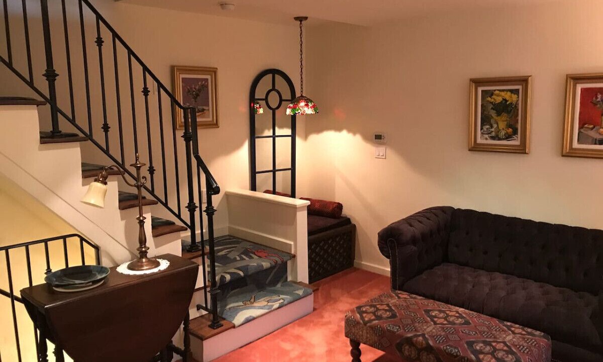 Photo of Bedroom in Washington Square West