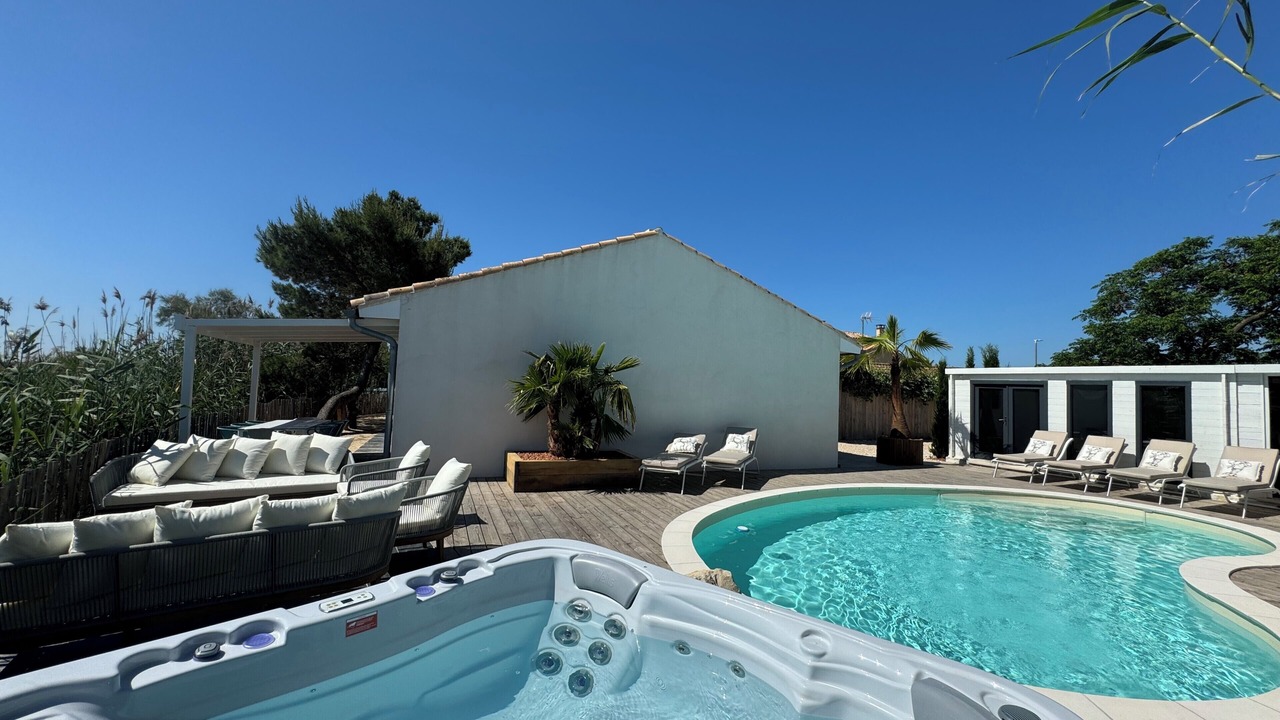 Photo of Patio Balcony in Aigues-Mortes