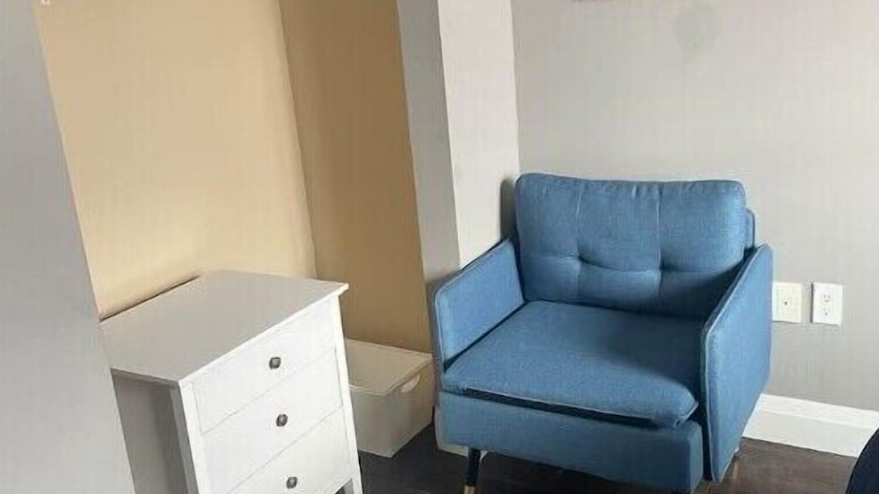 Photo of Livingroom in Downtown