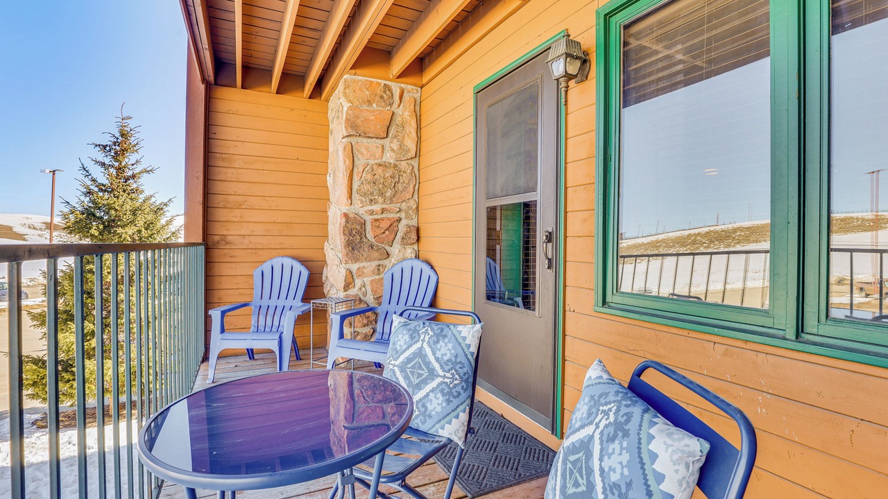 Photo of Patio Balcony in Granby