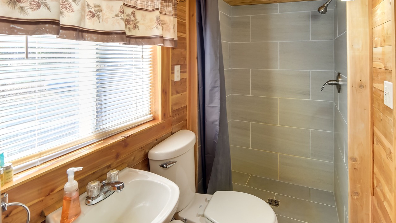 Photo of Bathroom in Newberry