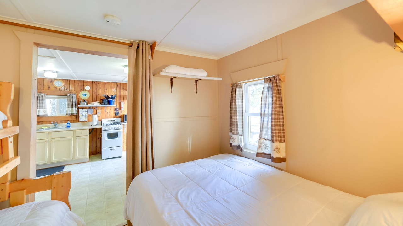 Photo of Bedroom in Newberry