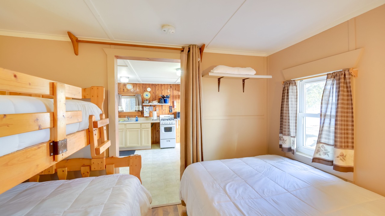 Photo of Bedroom in Newberry