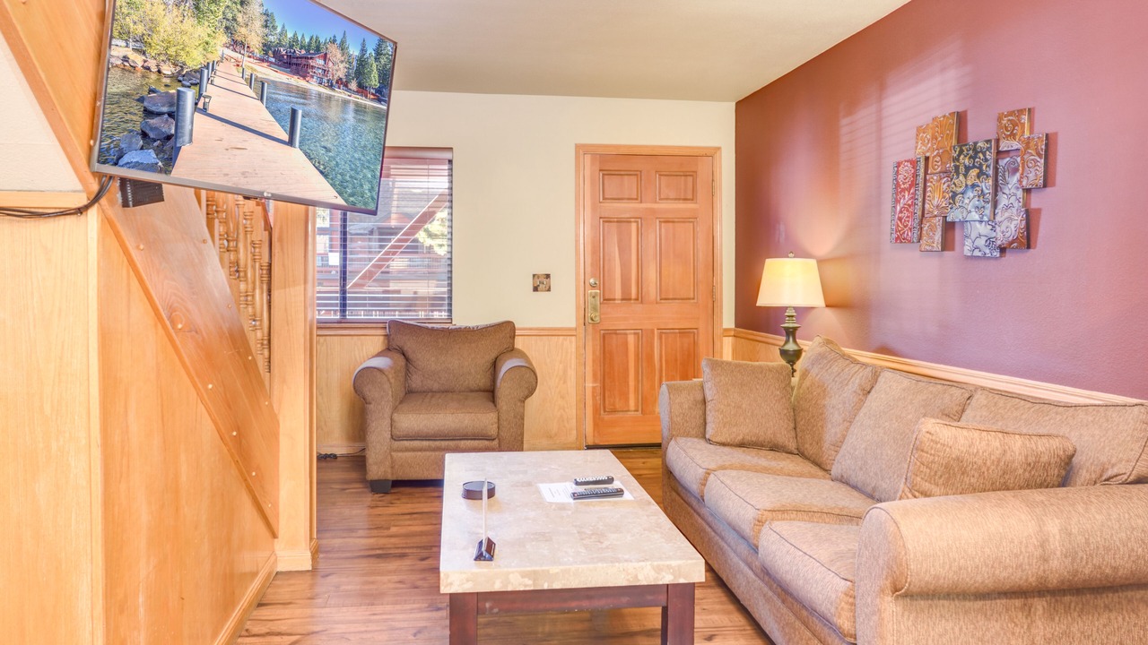 Photo of Livingroom in Tahoe Vista