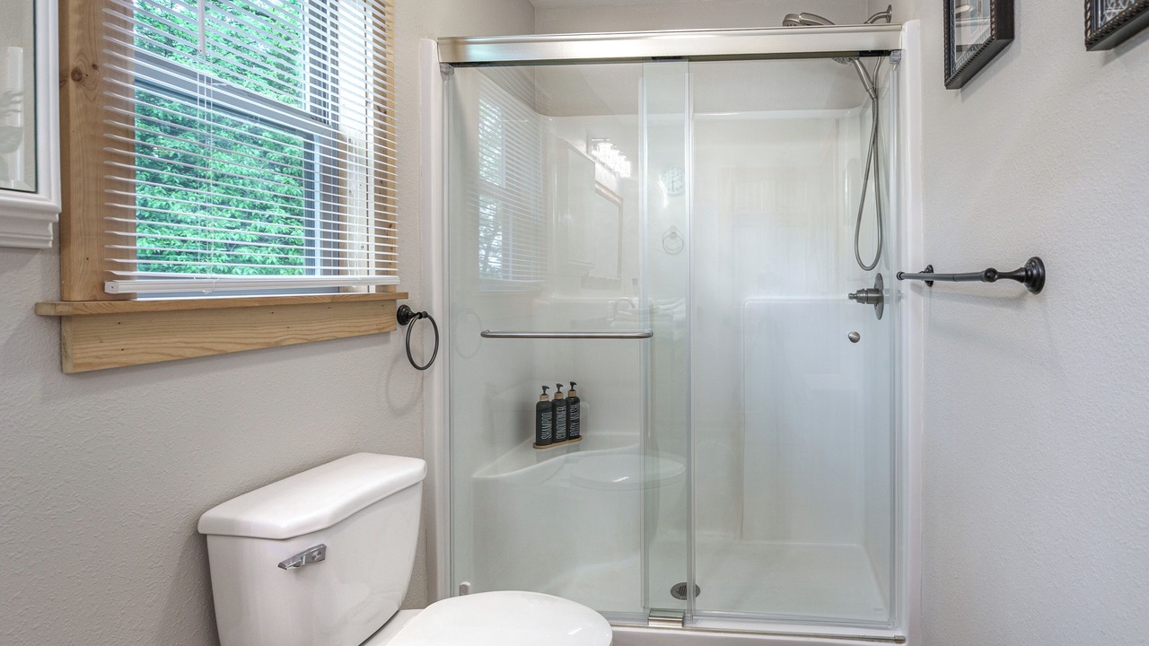 Photo of Bathroom in Murphy