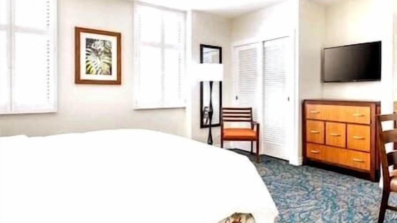 Photo of Bedroom in Waikiki