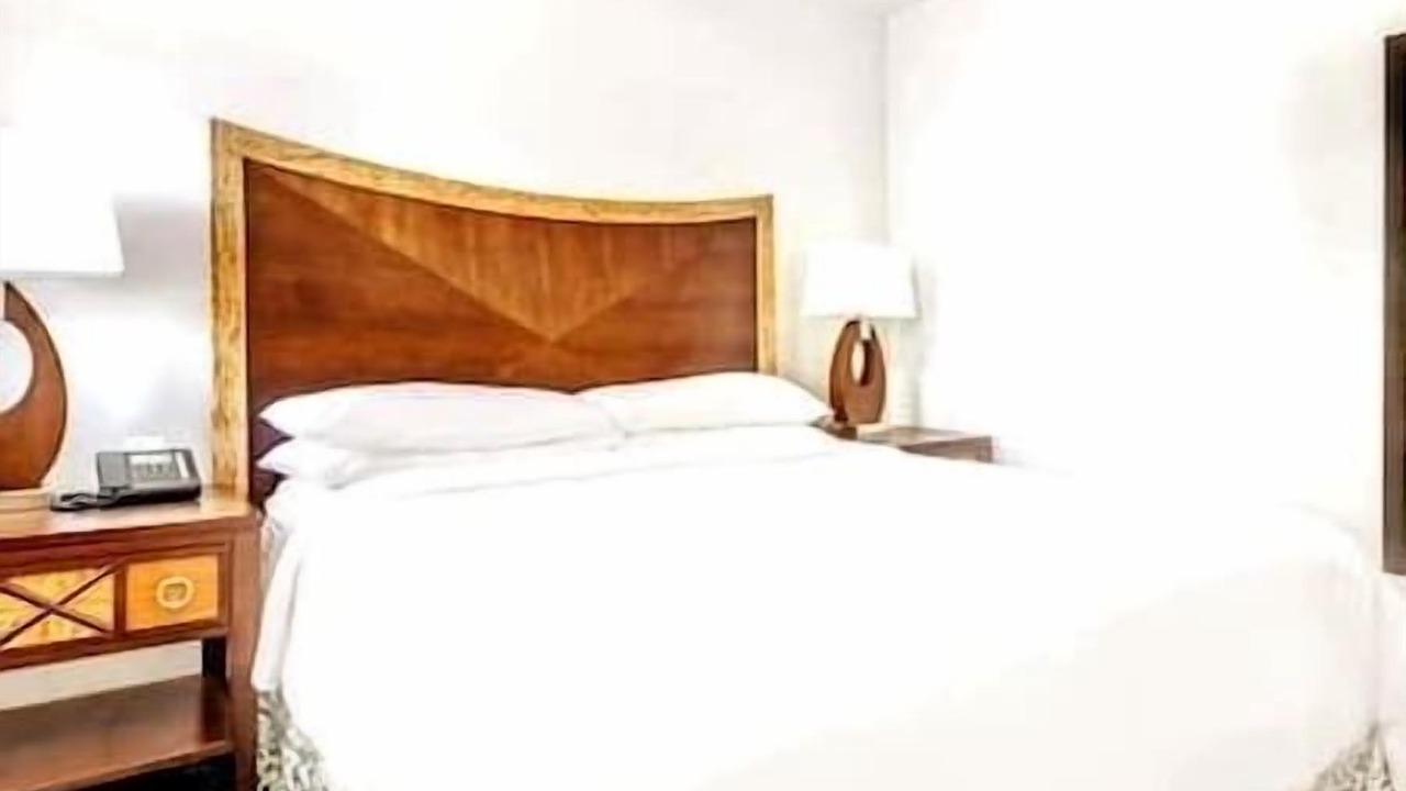 Photo of Bedroom in Waikiki
