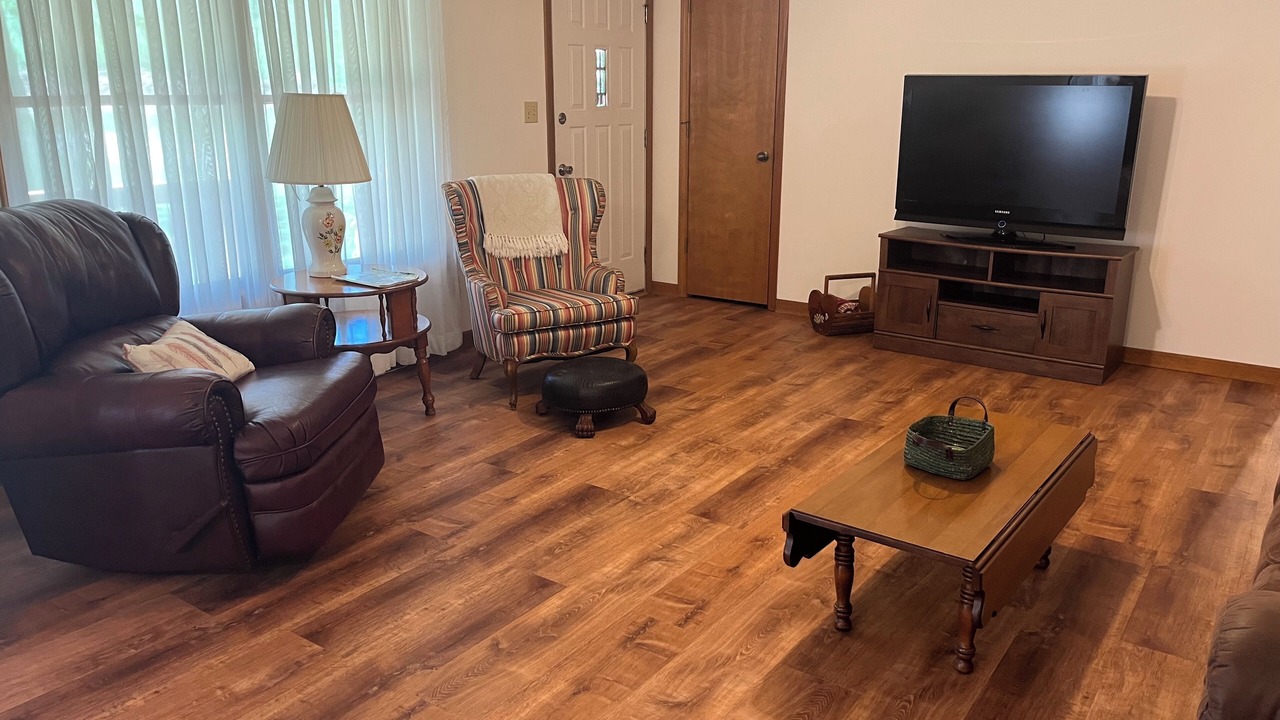 Photo of Livingroom in Burnsville