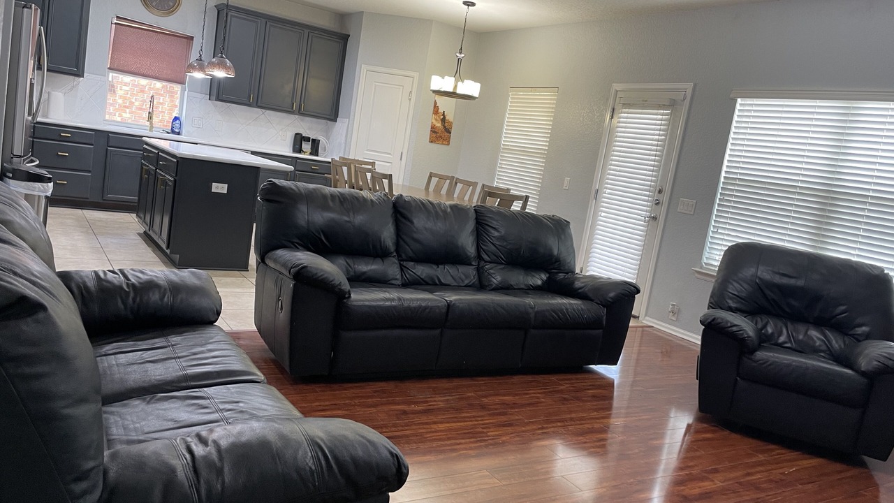 Photo of Livingroom in Wetmore