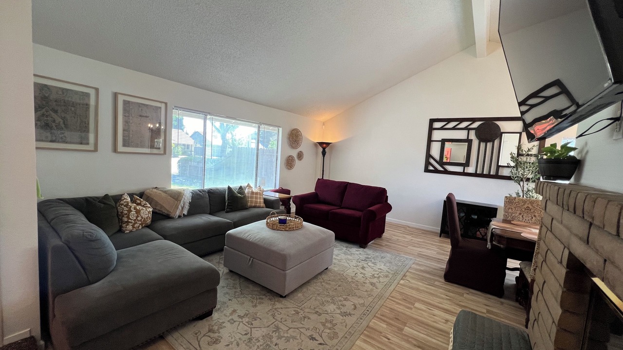 Photo of Livingroom in Turlock