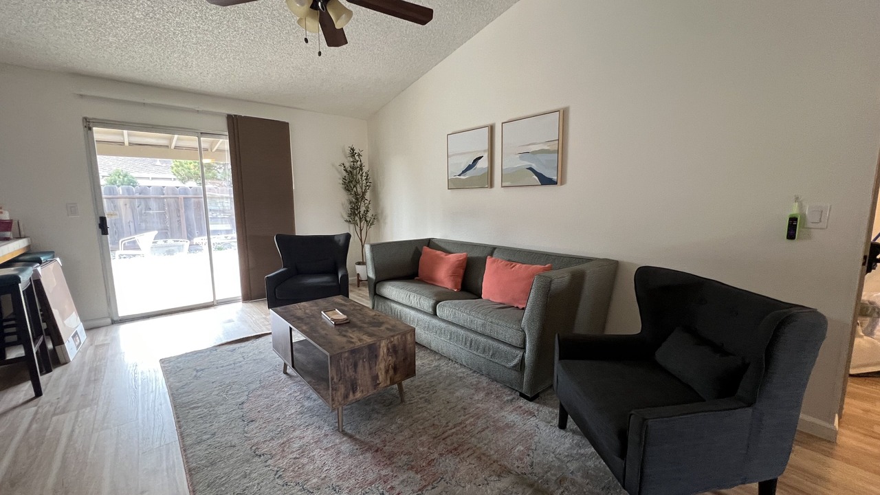 Photo of Livingroom in Turlock