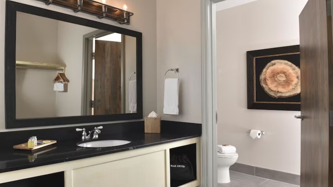Photo of Bathroom in Broken Arrow