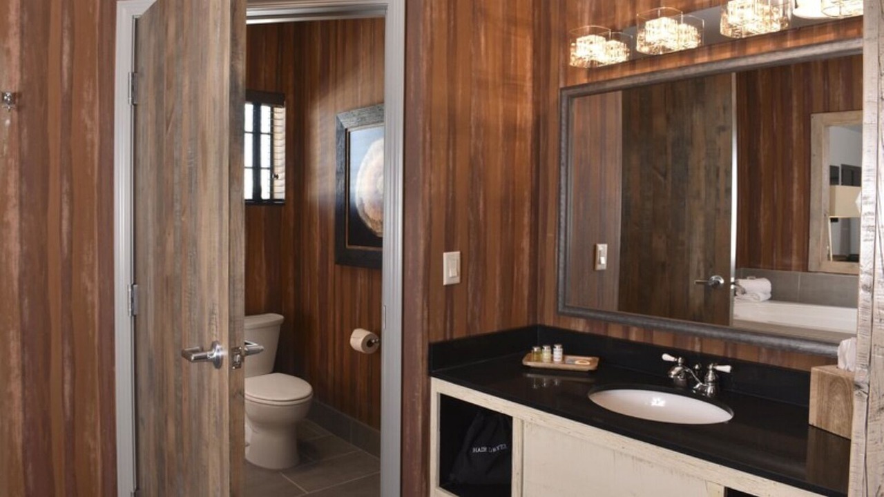 Photo of Bathroom in Broken Arrow