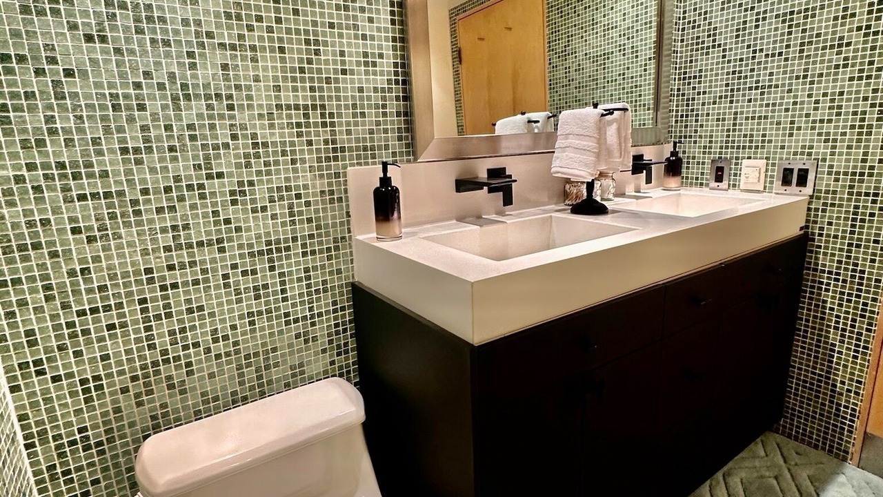 Photo of Bathroom in Belltown