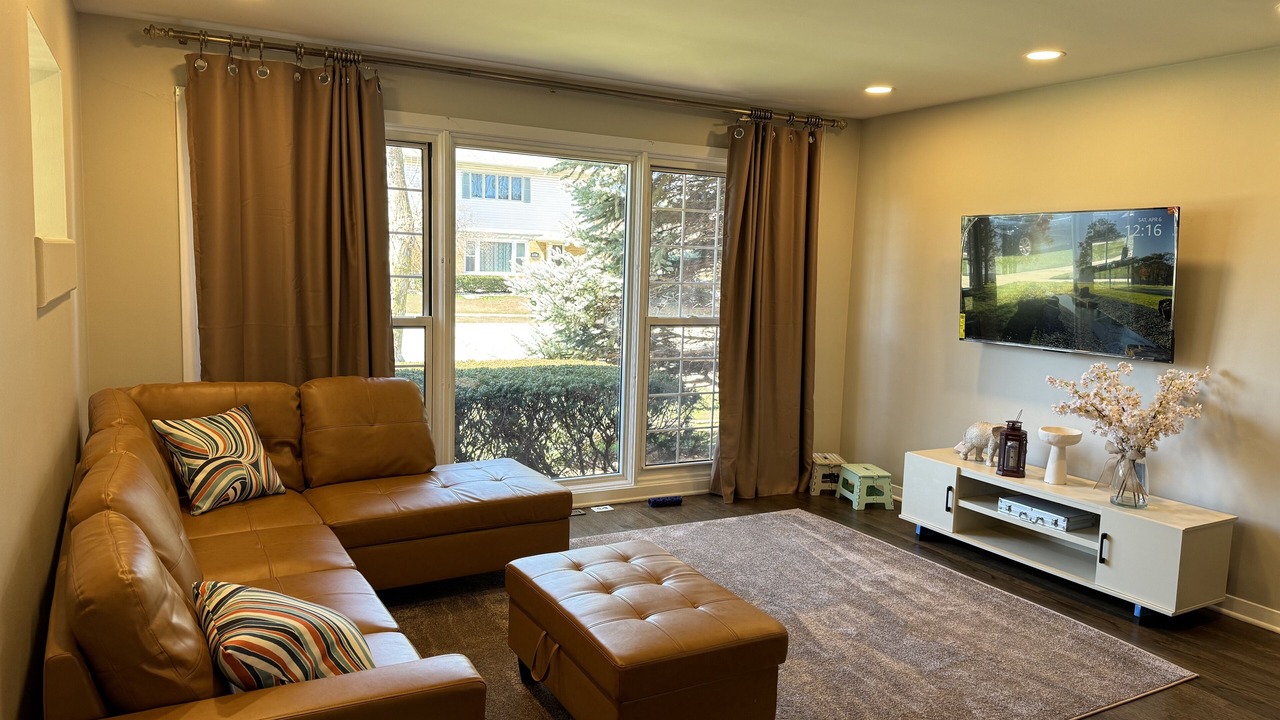 Photo of Livingroom in Skokie