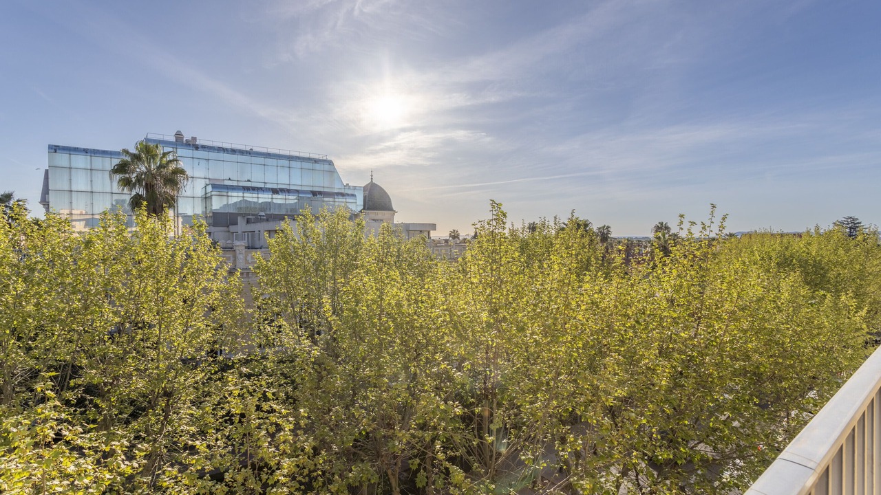 Photo of Outdoor in Hyeres City Centre