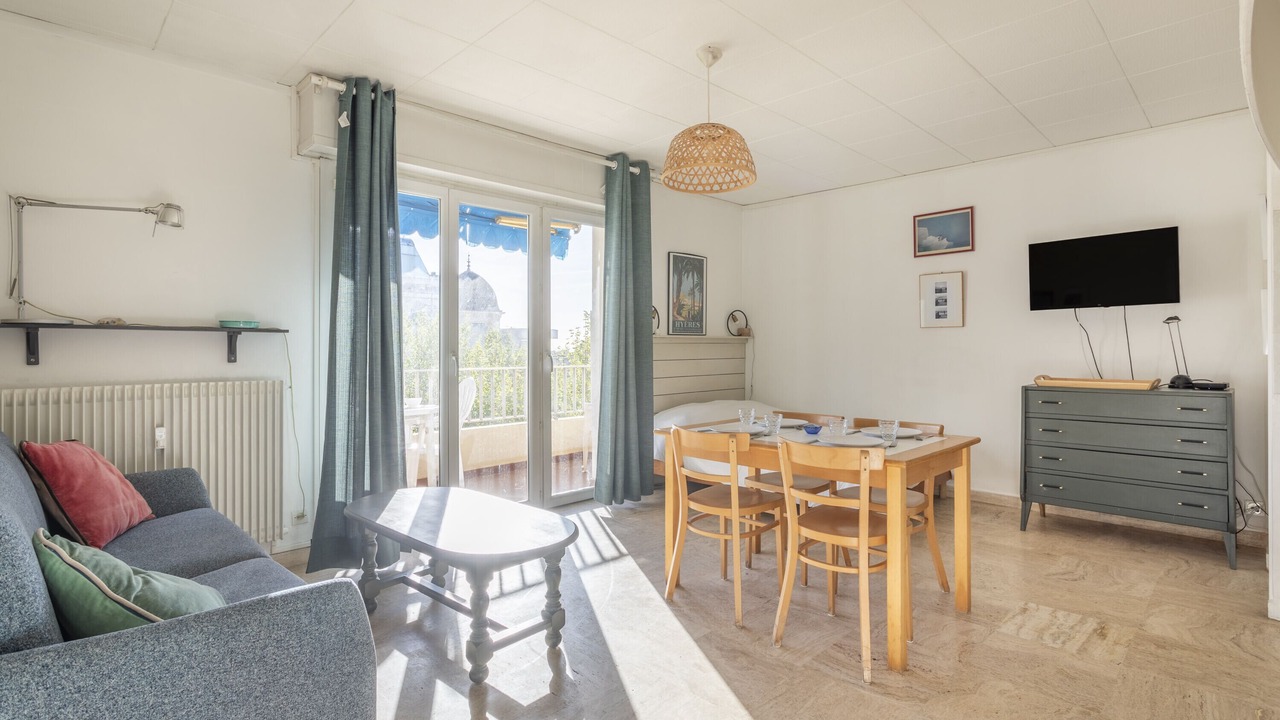 Photo of Livingroom in Hyeres City Centre