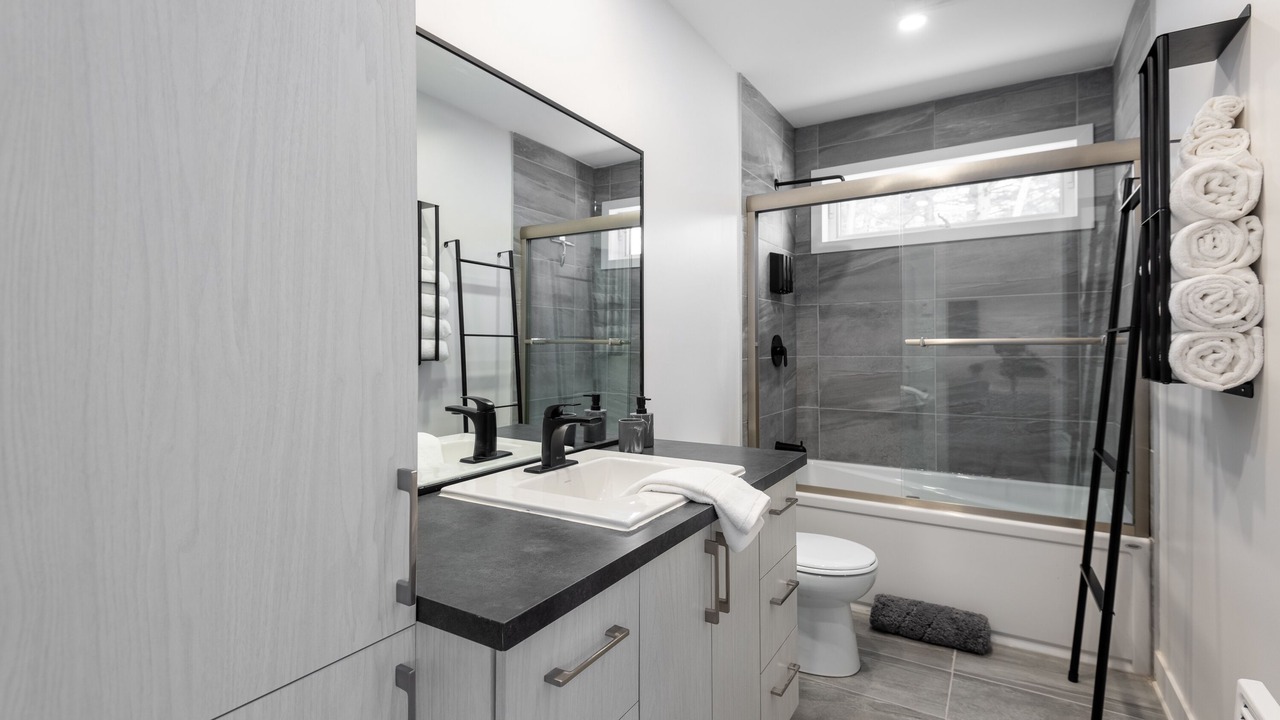 Photo of Bathroom in Rawdon