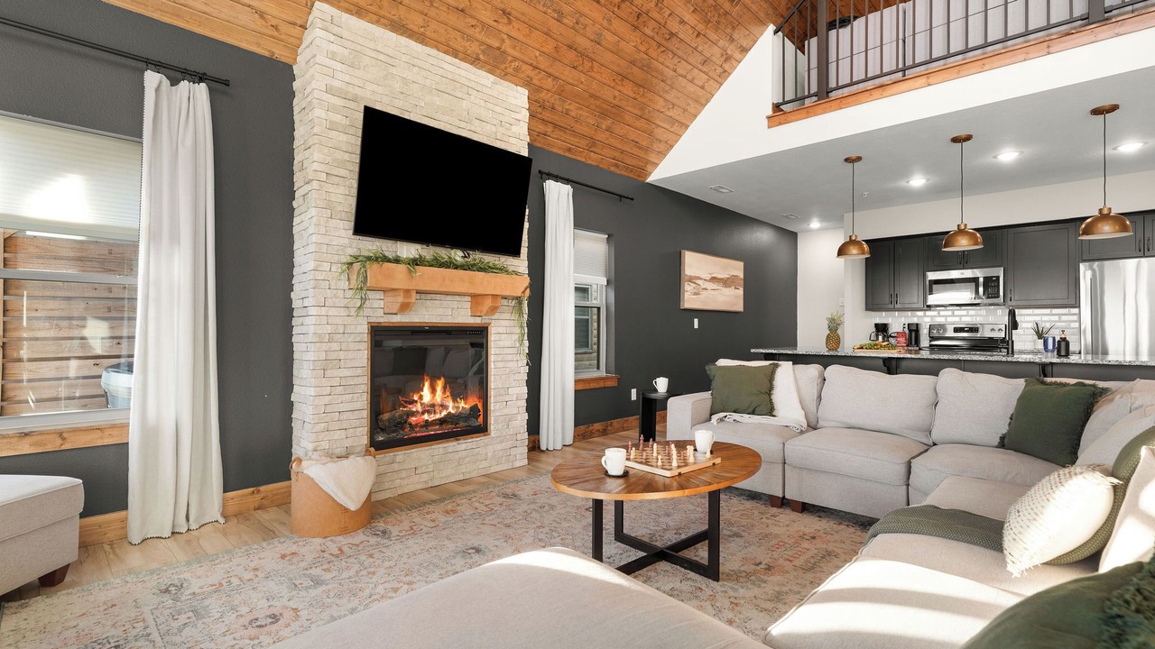 Photo of Livingroom in Table Rock